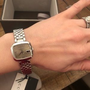Gucci Brown Dial Stainless Steel Ladies Watch